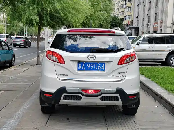 GAC Trumpchi GS5 2015