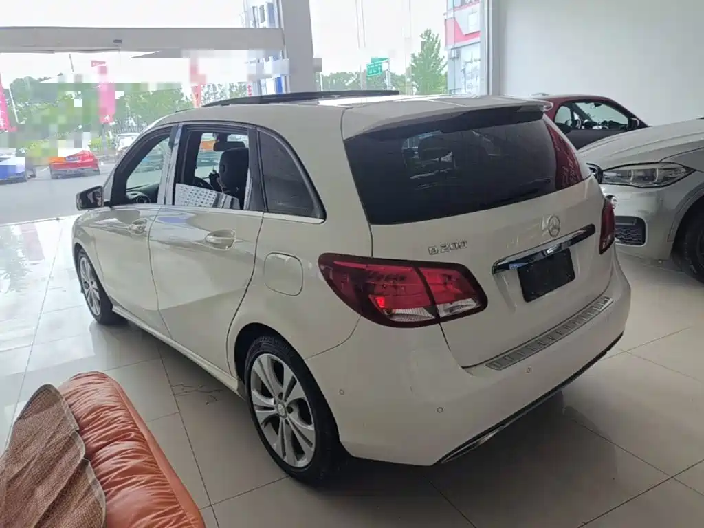 Mercedes-Benz B-Class 2017