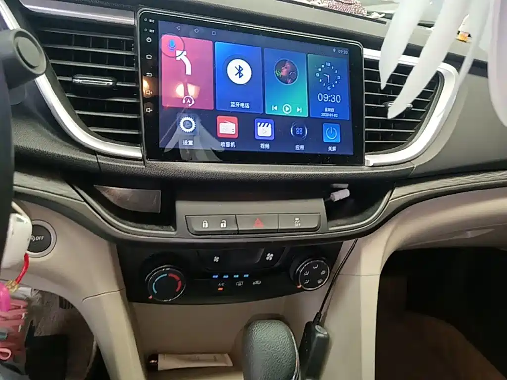 Buick Excelle 2016 — фото 13