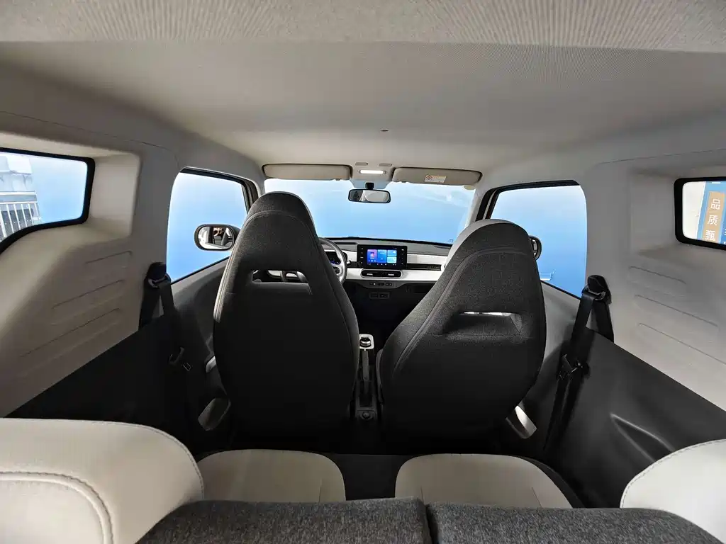 Geely Galaxy Panda 2025 — фото 20