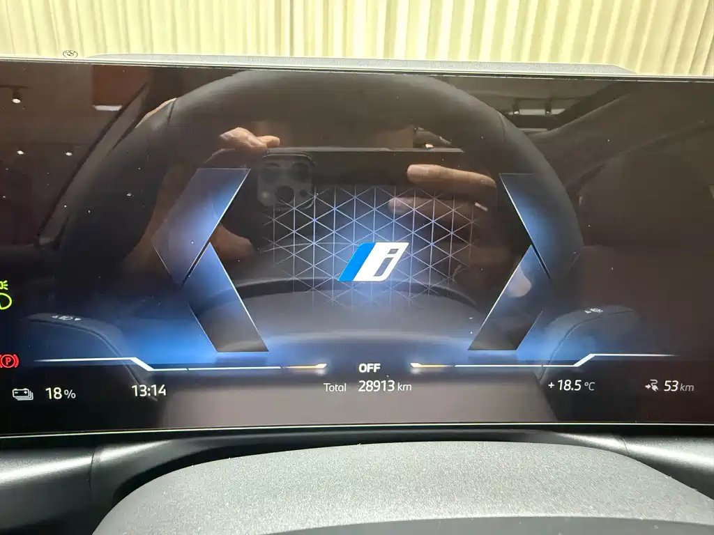 BMW i3 2024 — фото 16