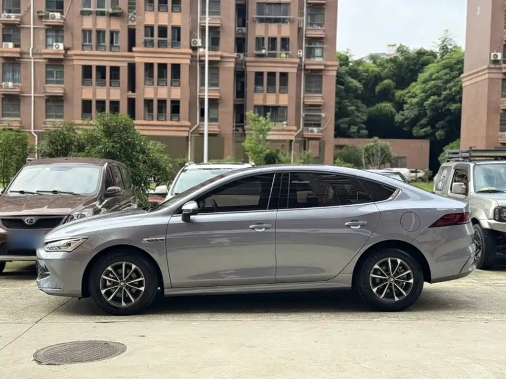 BYD Qin PLUS 2024 — фото 24