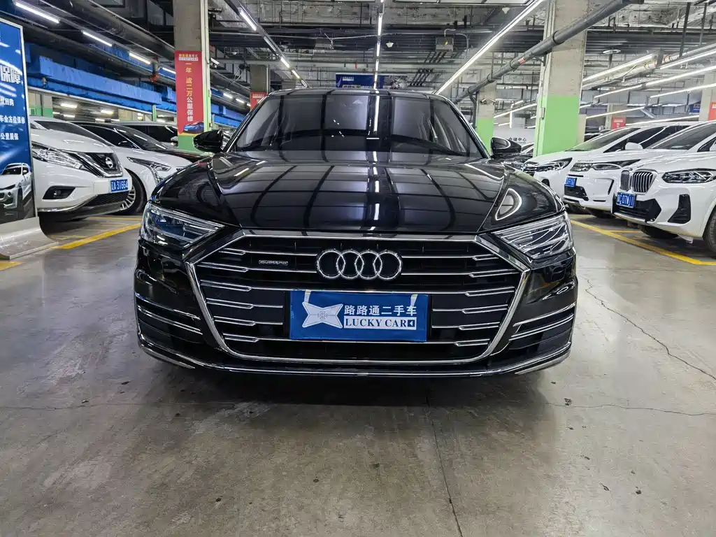 Audi A8 2021 — фото 2