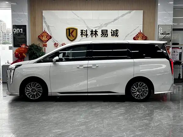 GAC Trumpchi M8 2024