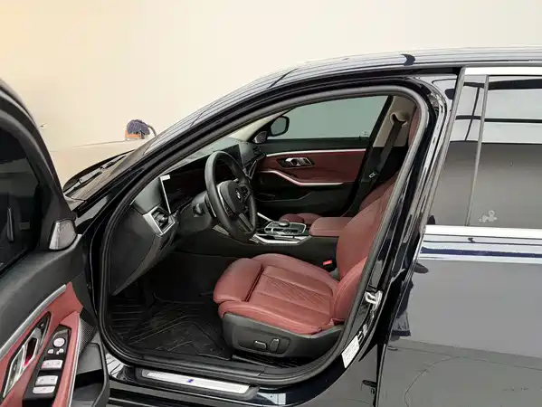 BMW 3 Series 2023