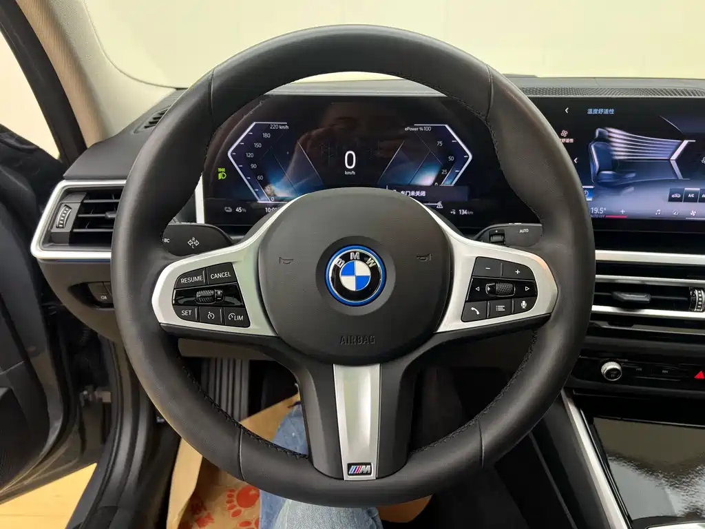 BMW i3 2024 — фото 17