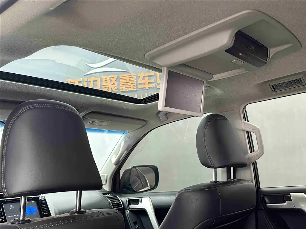 Toyota Prado 2019 — фото 16