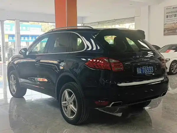 Porsche Cayenne 2012