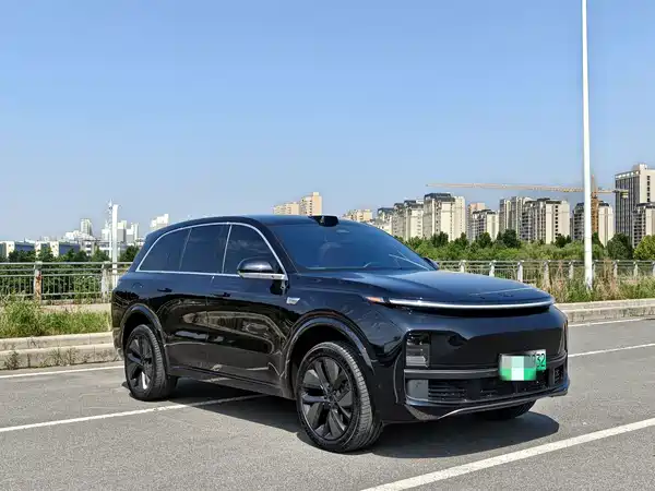 Li Auto L8 2024