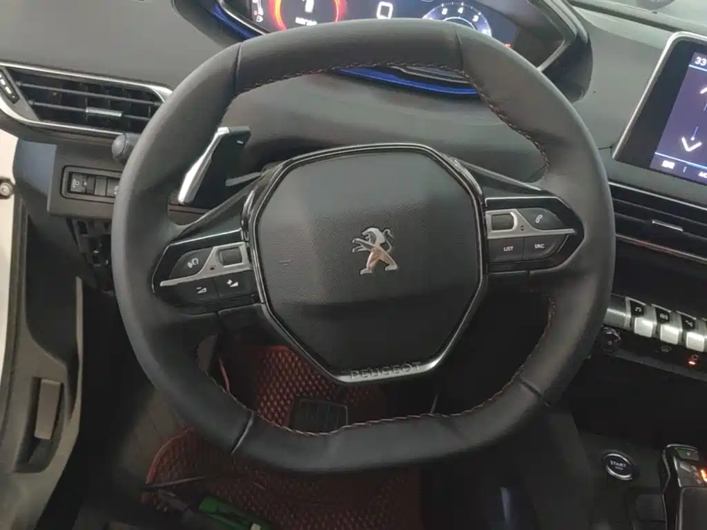 Peugeot 4008 2018 — фото 11