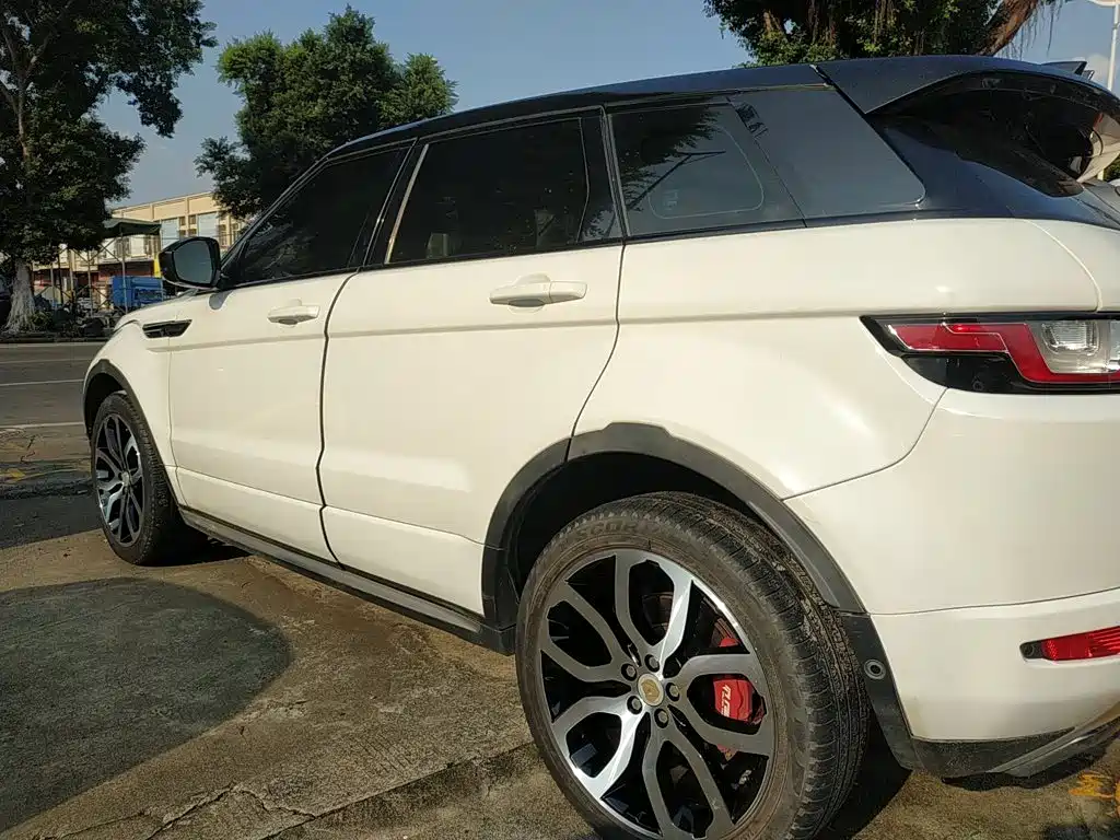 Land Rover Range Rover Evoque 2018 — фото 21