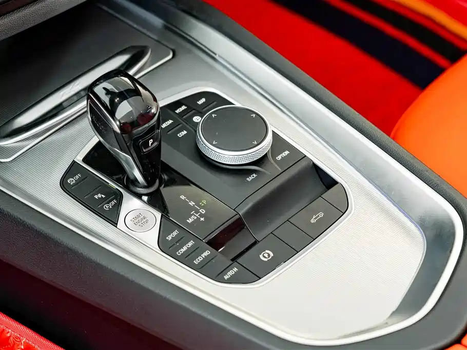 BMW Z4 2021 — фото 18