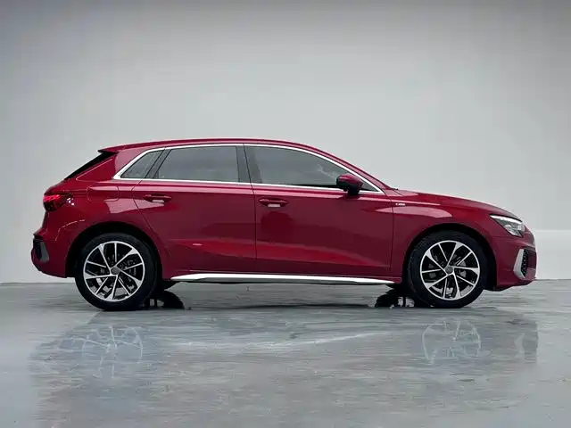 Audi A3 2022 — фото 12