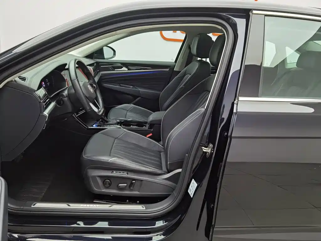 Volkswagen Passat 2023 — фото 10