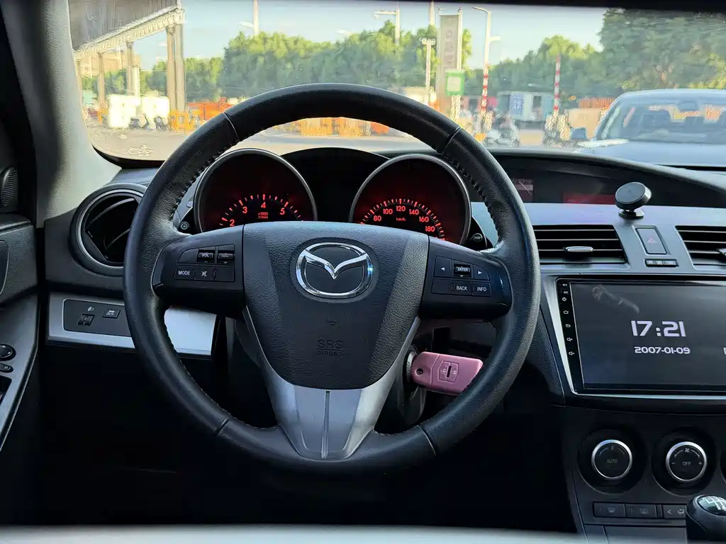 Mazda 3 Xingcheng 2013 — фото 10