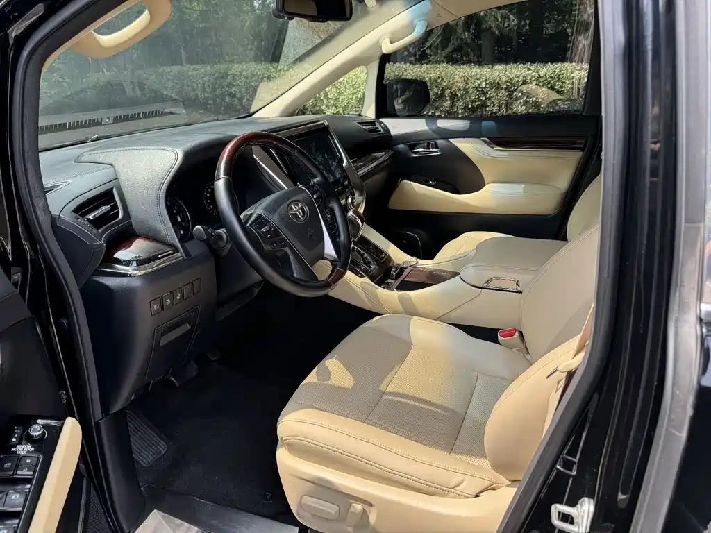 Toyota Alphard 2015 — фото 4