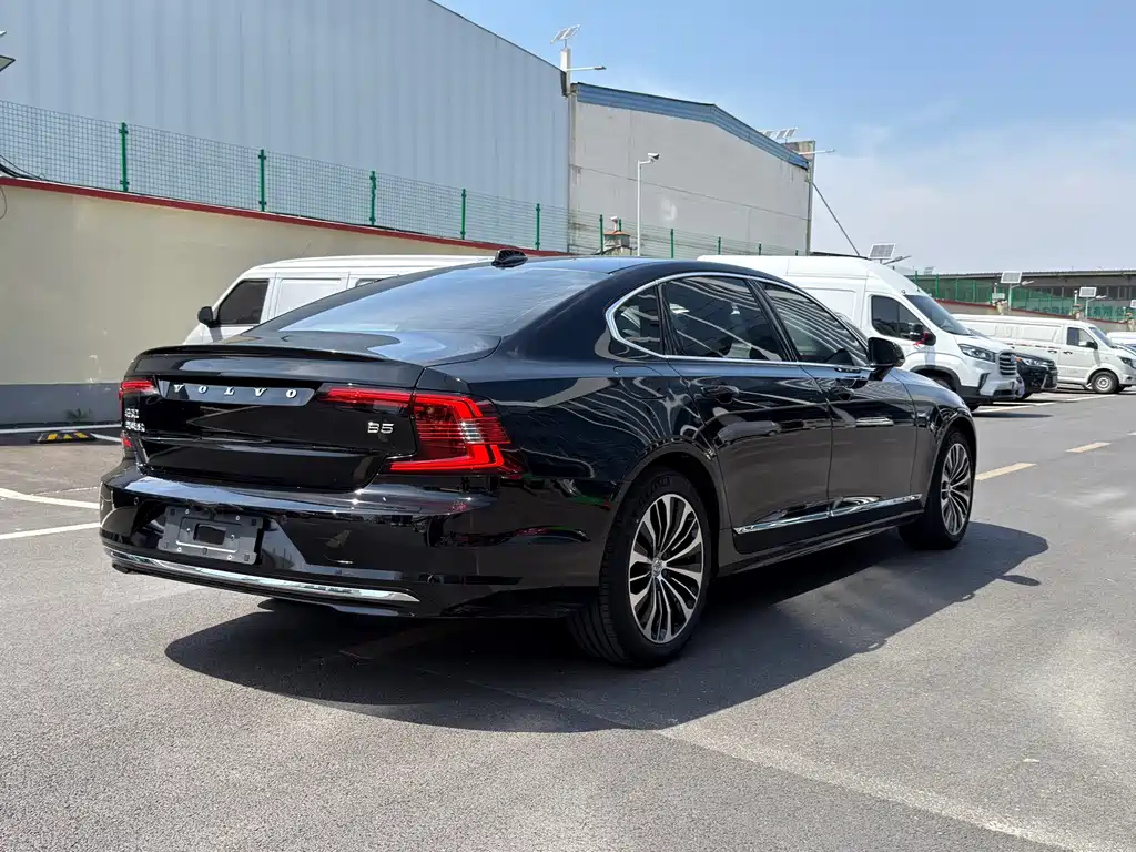Volvo S90 2024 — фото 14