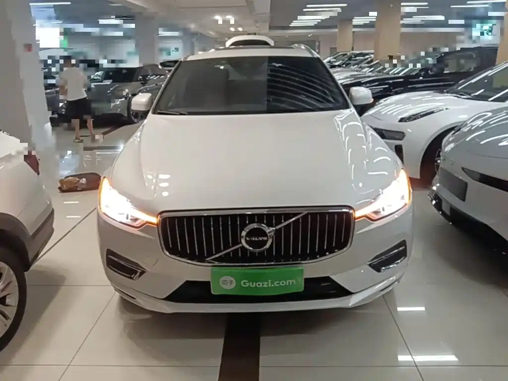 Volvo XC60 2021