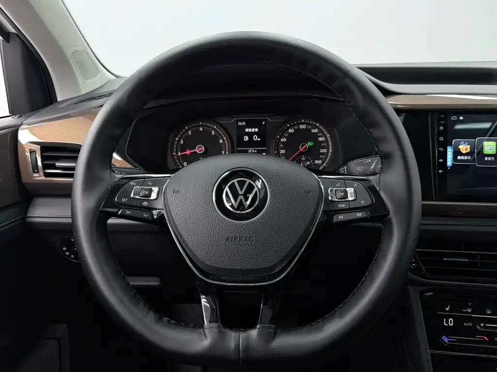 Volkswagen Tharu 2022