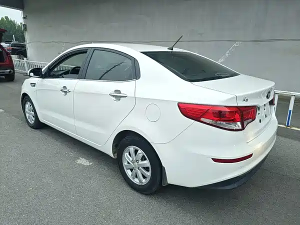 Kia K2 2016