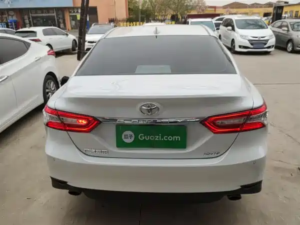 Toyota Camry 2021