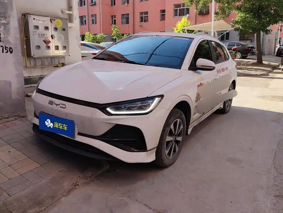 BYD e2 2023