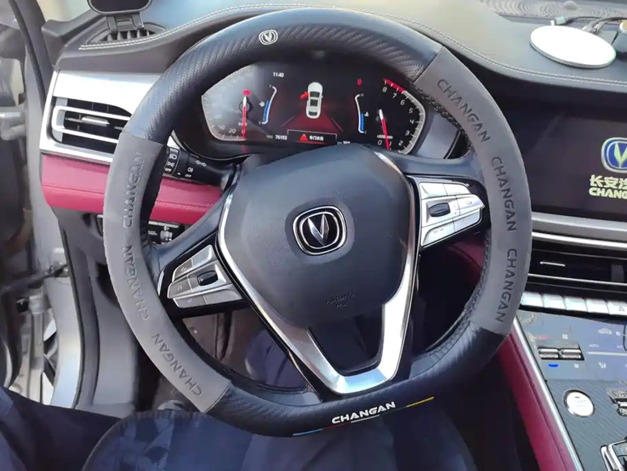 Changan CS85 COUPE 2021 — фото 15