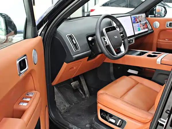Li Auto L8 2024