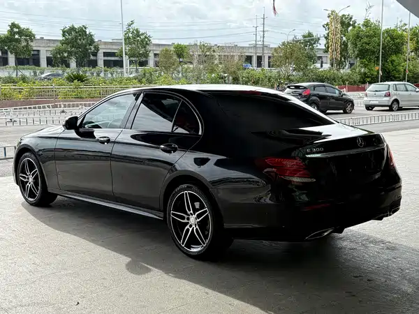 Mercedes-Benz E-Class 2017