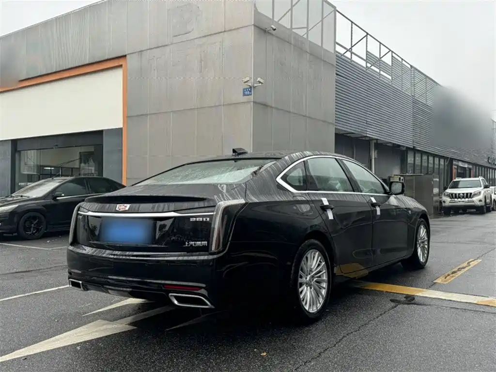 Cadillac CT6 2025 — фото 16