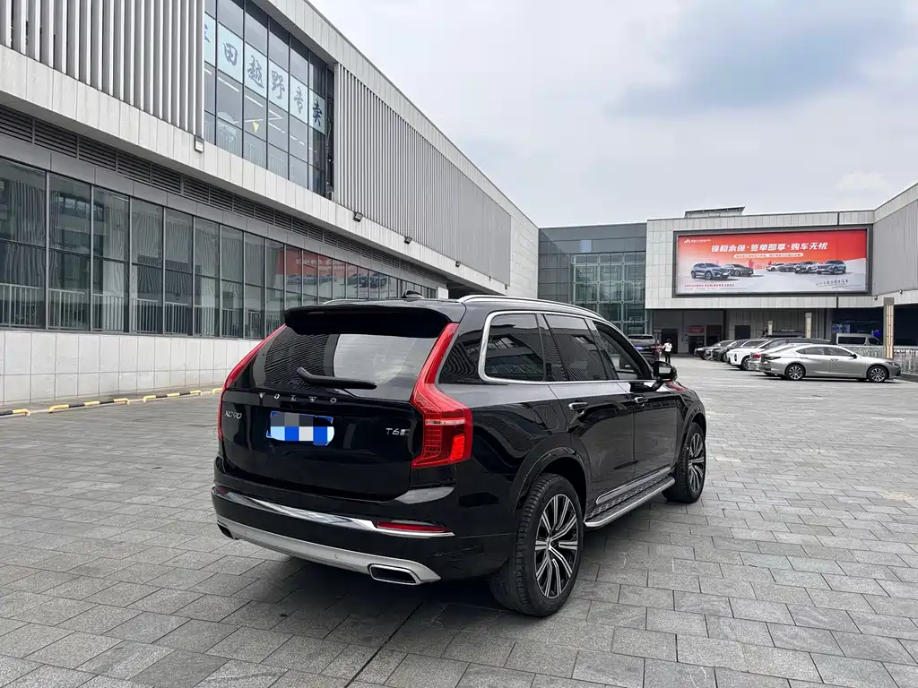 Volvo XC90 2019