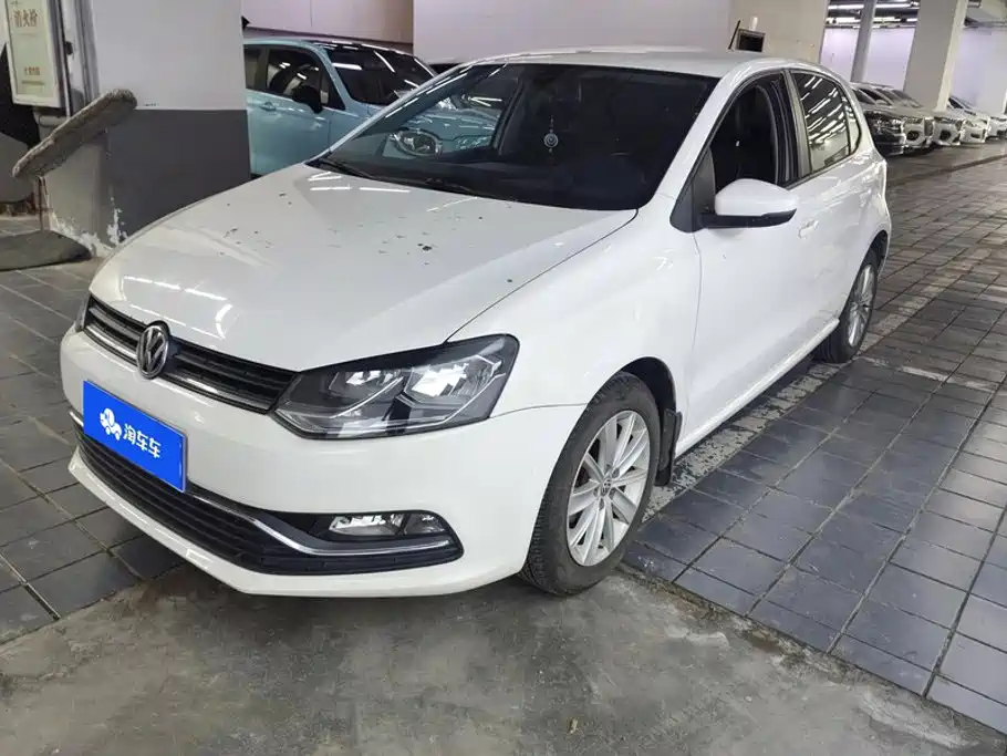 Volkswagen Polo 2015