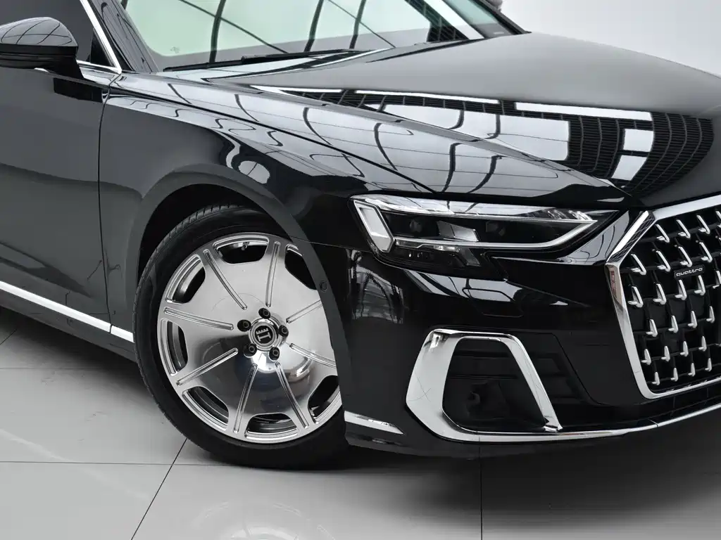 Audi A8 2024