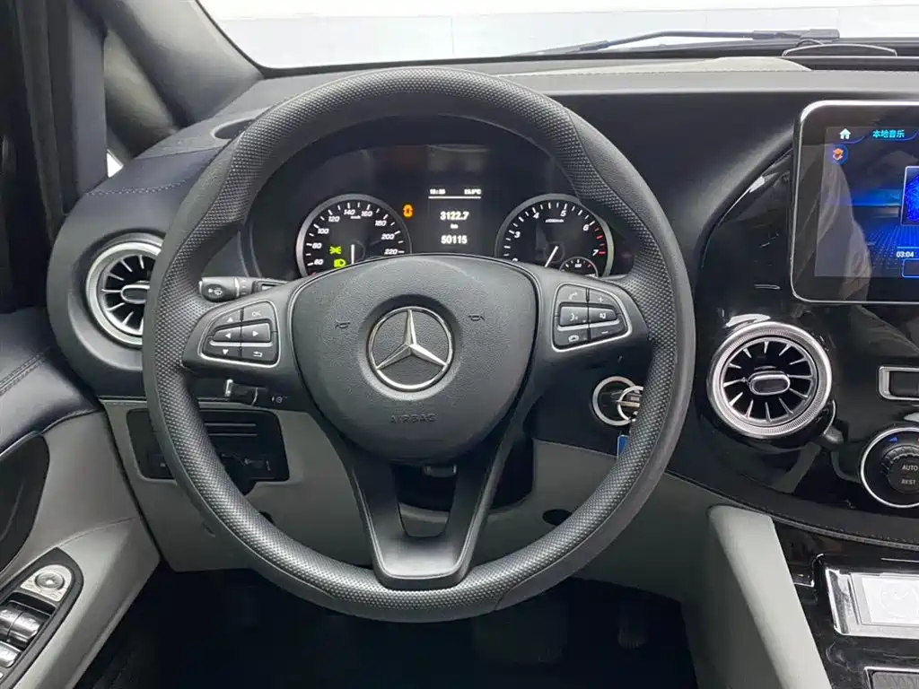 Mercedes-Benz Vito 2024 — фото 14