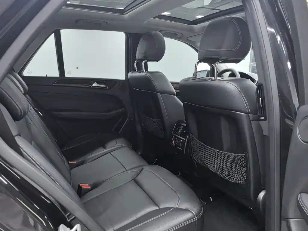 Mercedes-Benz M-Class 2013