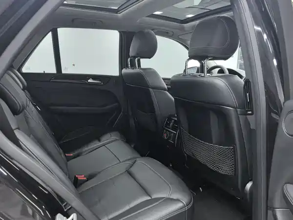 Mercedes-Benz M-Class 2013