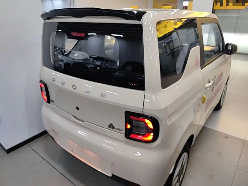 Geely Galaxy Panda 2025