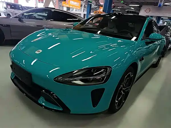 Xiaomi SU7 2025