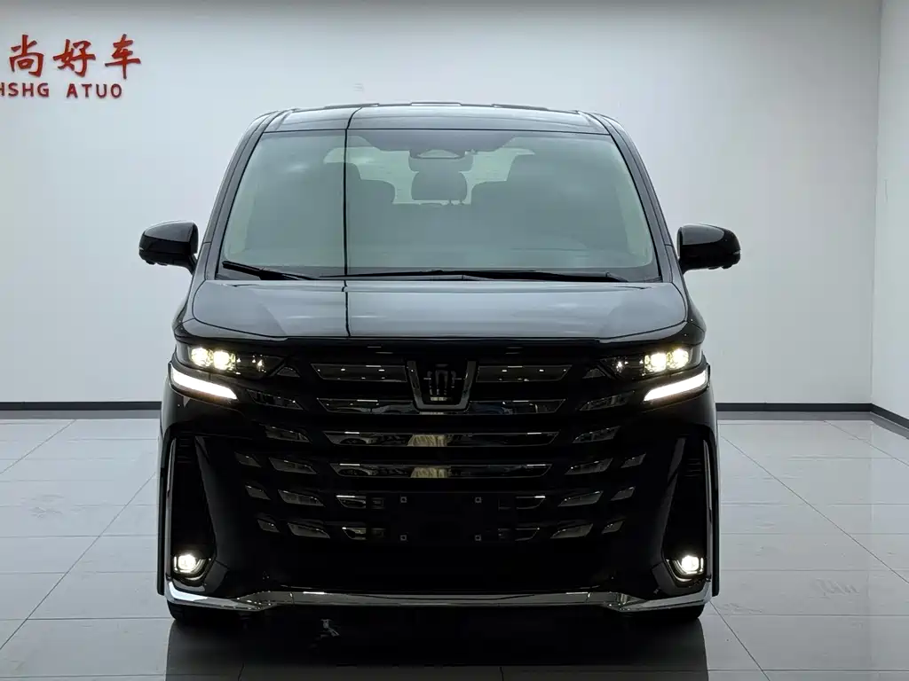 Toyota Vellfire 2024 — фото 2