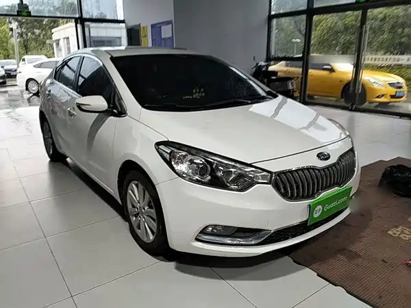 Kia K3 2015