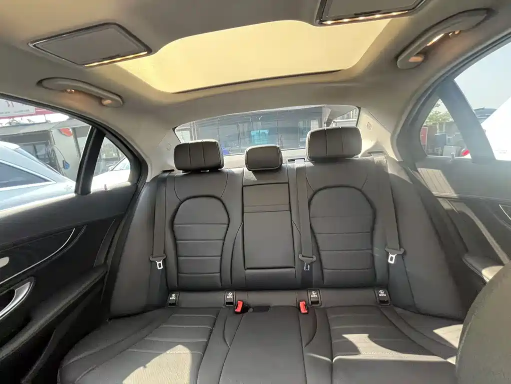 Mercedes-Benz C-Class 2020