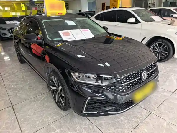 Volkswagen Passat 2022