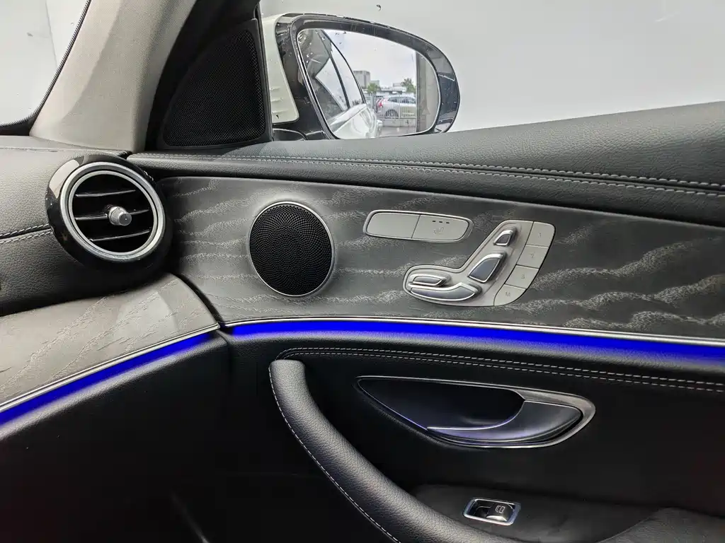 Mercedes-Benz E-Class New Energy 2022 — фото 16