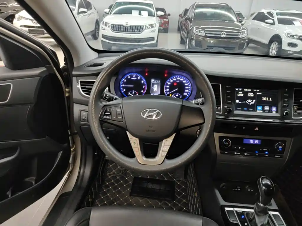 Hyundai Mistra 2017 — фото 11