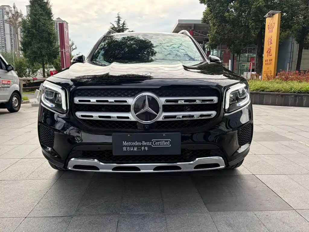 Mercedes-Benz GLB 2021