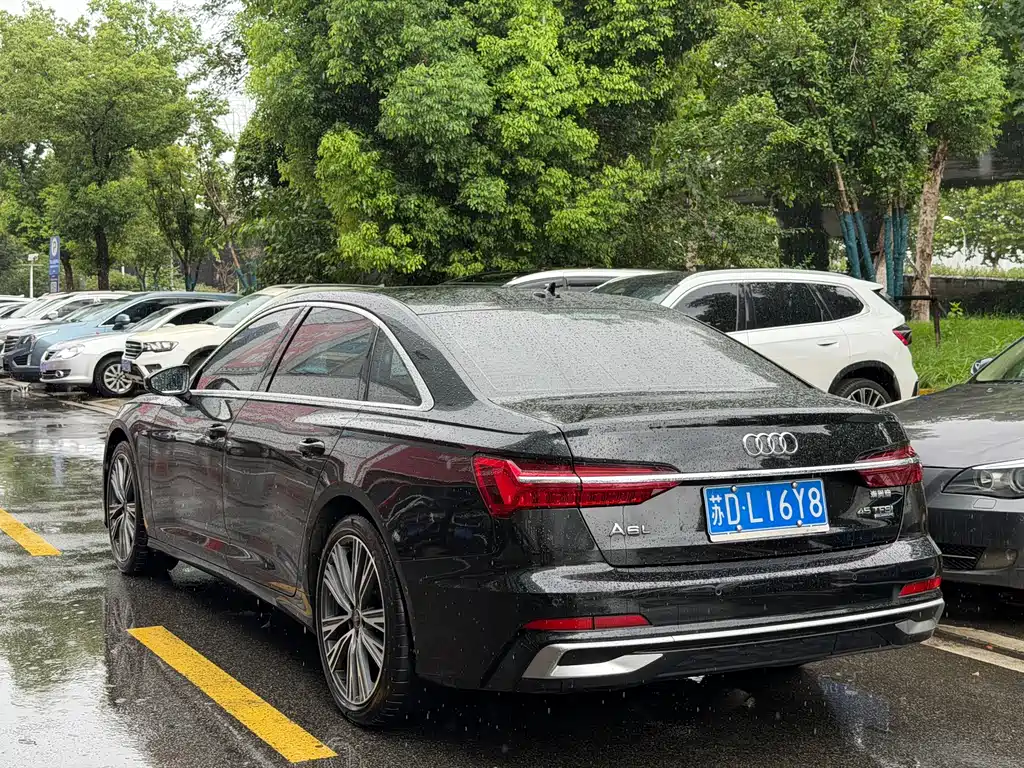 Audi A6L 2023