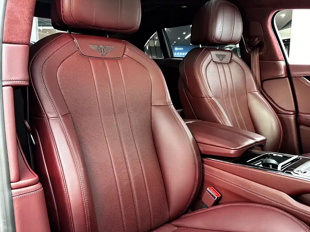 Bentley Flying Spur 2020 — фото 14