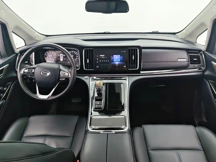 GAC Trumpchi M8 2023 — фото 12