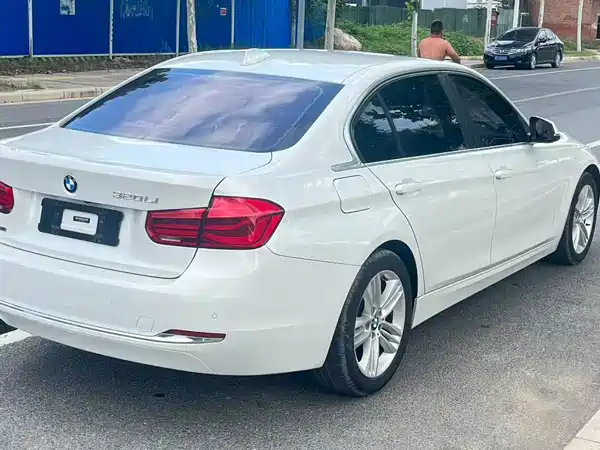 BMW 3 Series 2017