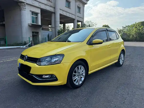 Volkswagen Polo 2015